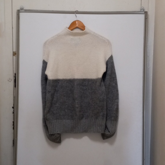 Cynthia Rowley white and gray Sweater - Picture 5 of 5
